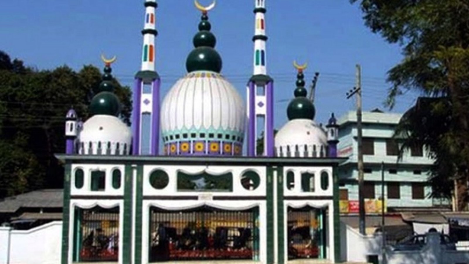 Read more about the article সিলেটে শাহী ঈদগাহে সকাল ৮টায় প্রধান ঈদ জামাত, আলীয়ায় সাড়ে ৭টায়