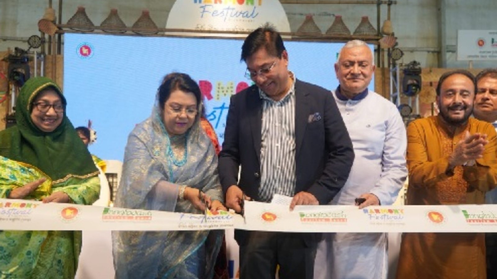 Read more about the article সিলেটকে আন্তর্জাতিক মানের পর্যটন ও বিমান যোগাযোগের কেন্দ্র করা হবে: পর্যটন মন্ত্রী