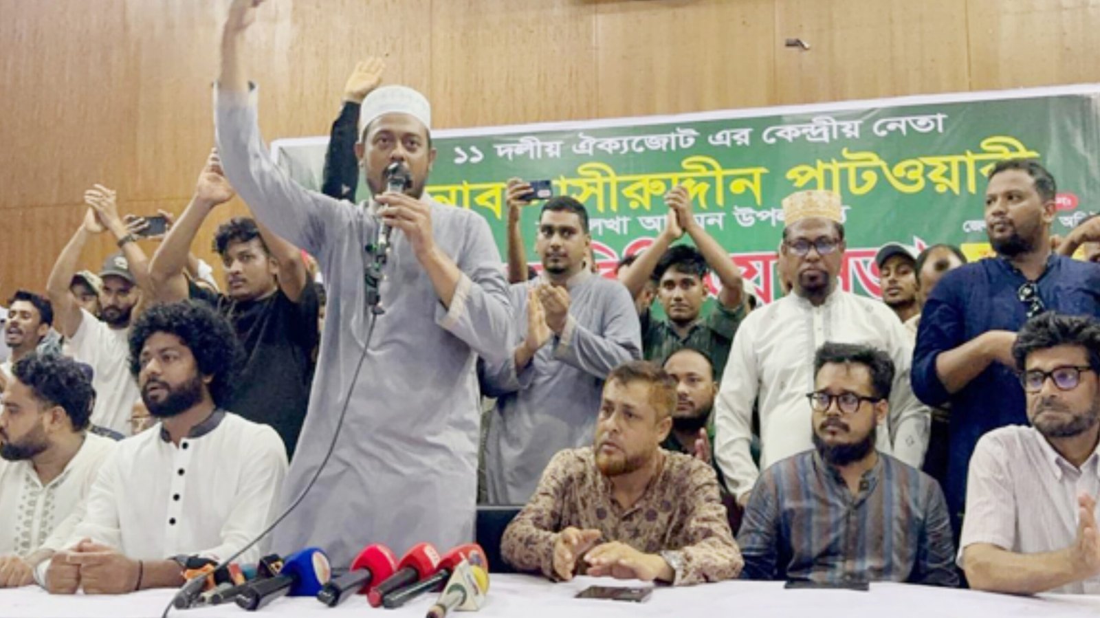 Read more about the article বড়লেখায় নাসিরুদ্দিন পাটোয়ারি: ‘বিএনপি ক্ষমতায় গিয়ে উল্টো পথে হাঁটছে’