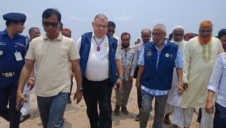 সিলেটে মেগা হাসপাতাল প্রকল্প, চীনা বিনিয়োগকারীদের সঙ্গে মন্ত্রীর আলোচনা