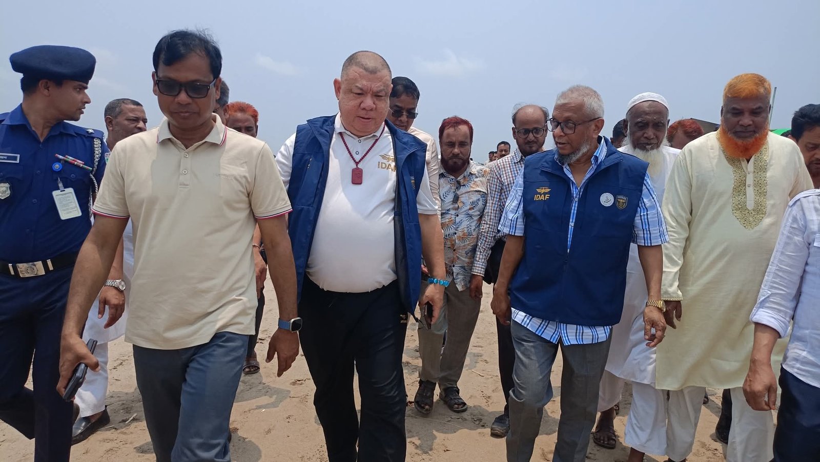 Read more about the article সিলেটে মেগা হাসপাতাল প্রকল্প, চীনা বিনিয়োগকারীদের সঙ্গে মন্ত্রীর আলোচনা
