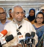 মাজারের পর এবার আলোচনায় জেলা প্রশাসনের ‘এলআর ফান্ড’