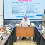 ​অবৈধ বিদেশে যাত্রা বন্ধে দালালদের গ্রেপ্তারের নির্দেশ: প্রবাসী কল্যাণ মন্ত্রীর