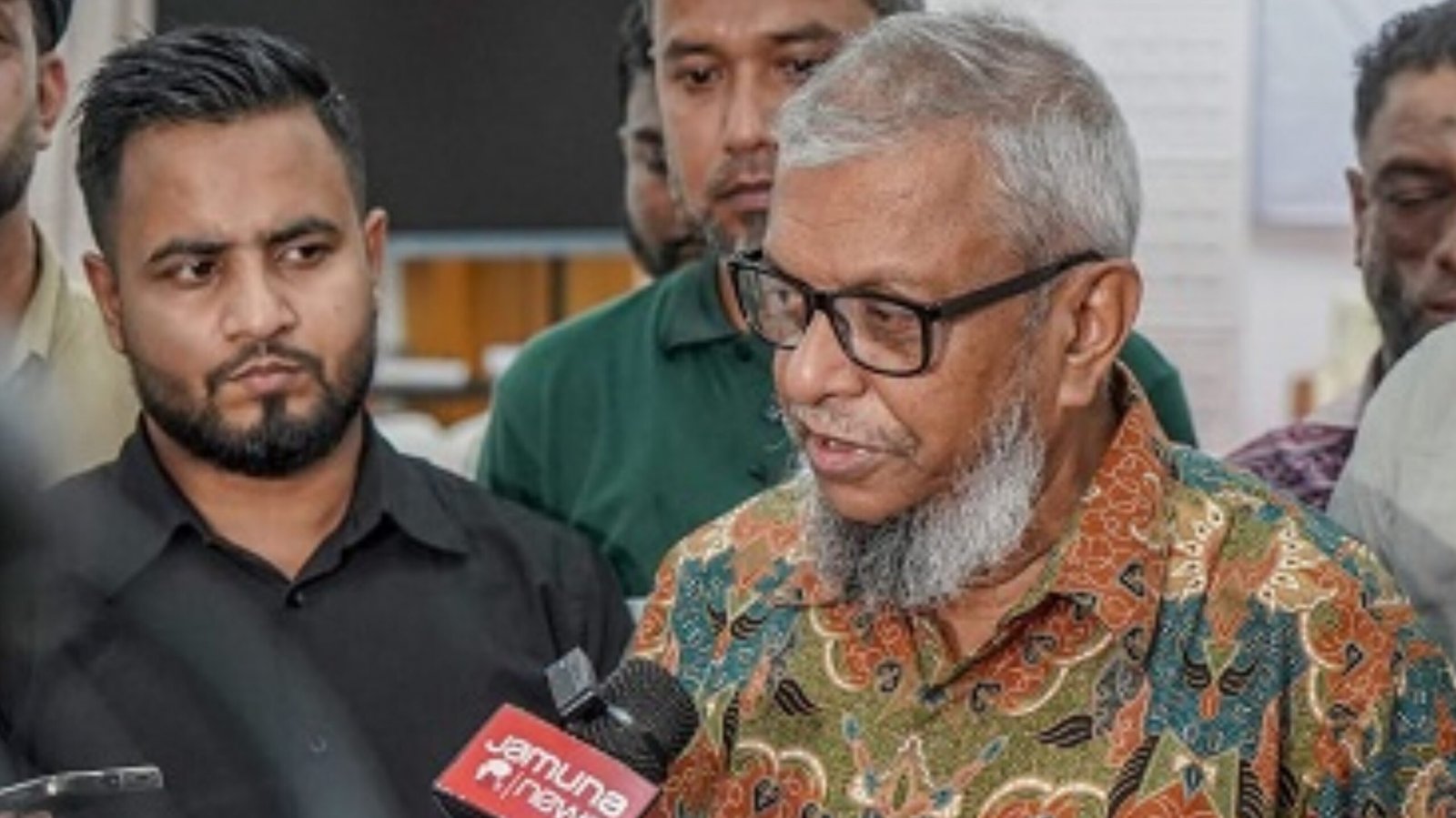 Read more about the article প্রবাসীদের সমস্যা নিরসনে কূটনৈতিক তৎপরতা অব্যাহত: সিলেটে প্রবাসী কল্যাণ মন্ত্রী